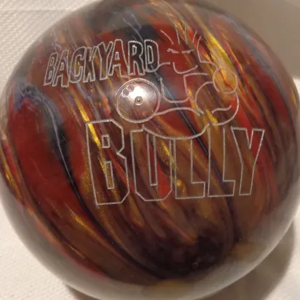 Columbia 300 Backyard Bully bowling ball photo