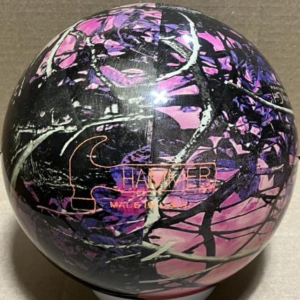Hammer Muddy Girl Camo bowling ball photo